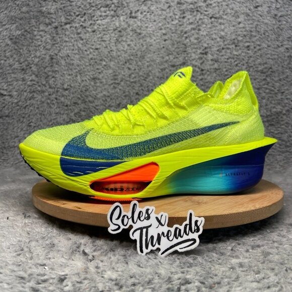 Nike Air Zoom AlphaFly NEXT% 3 'Fast Pack' Size 10 Men Volt FD8311-700 - Picture 4 of 7